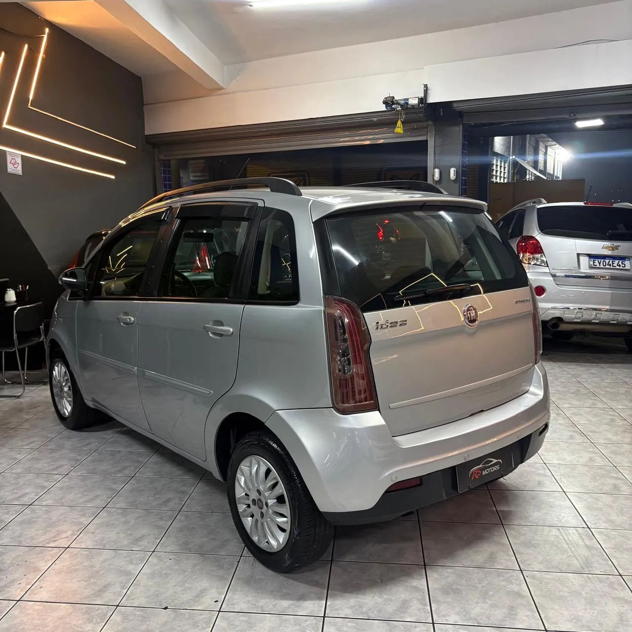 Fiat Idea Attractive 1.4 Fire Flex 8V 5P 2011 - Foto 4