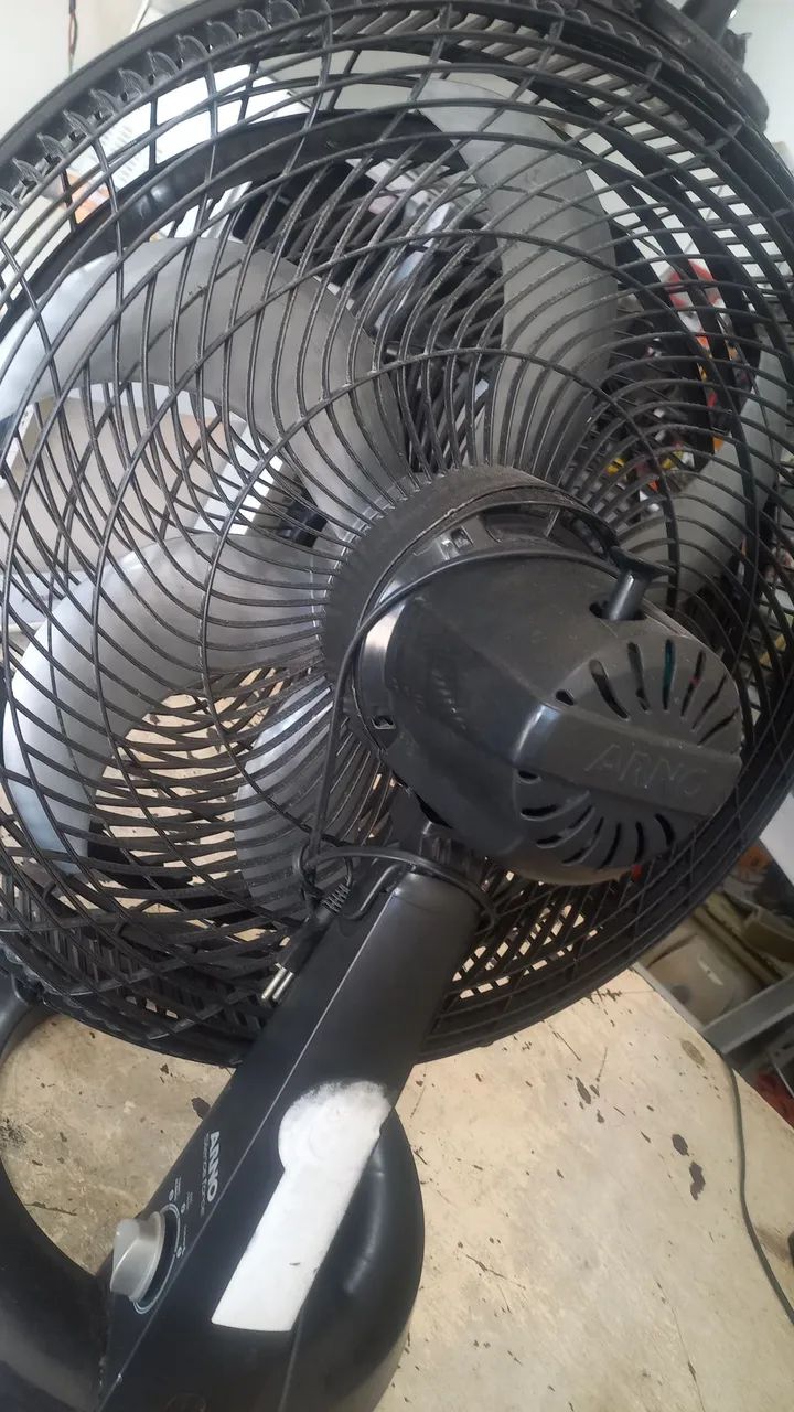 Vendo Ventilador Arno 50cm - Foto 2