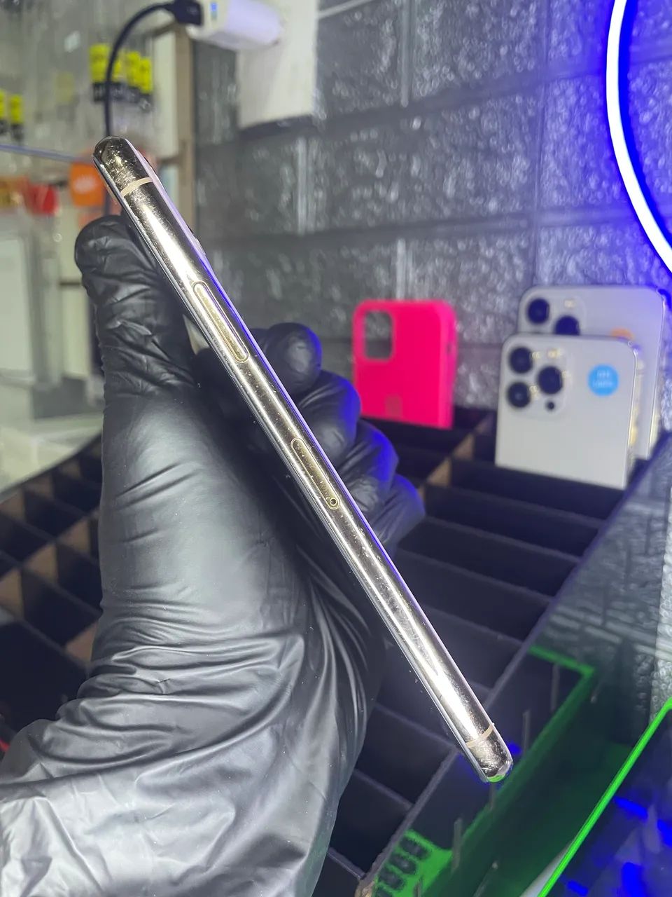 iPhone 11 Pro Max 64GB - Ótimo Custo-Benefício! - Foto 5