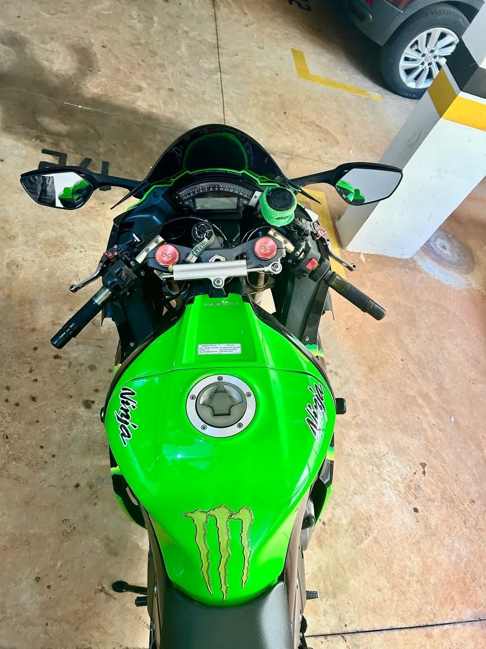 Kawasaki Zx-10/ Zx-10r 1000cc 2012 - 1468161790 | OLX