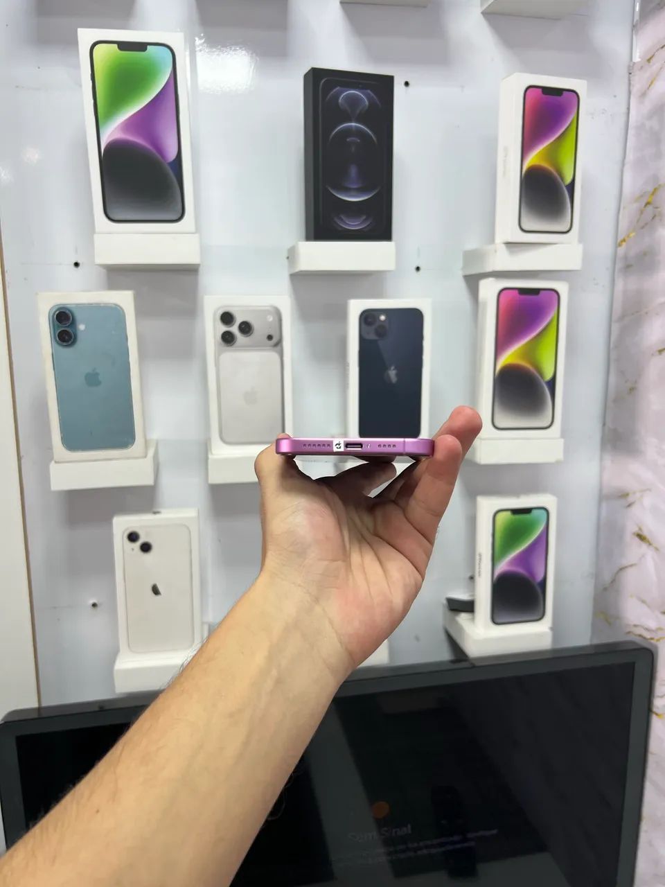 iPhone 16 Plus - 128GB ( Rosa )  - Foto 3