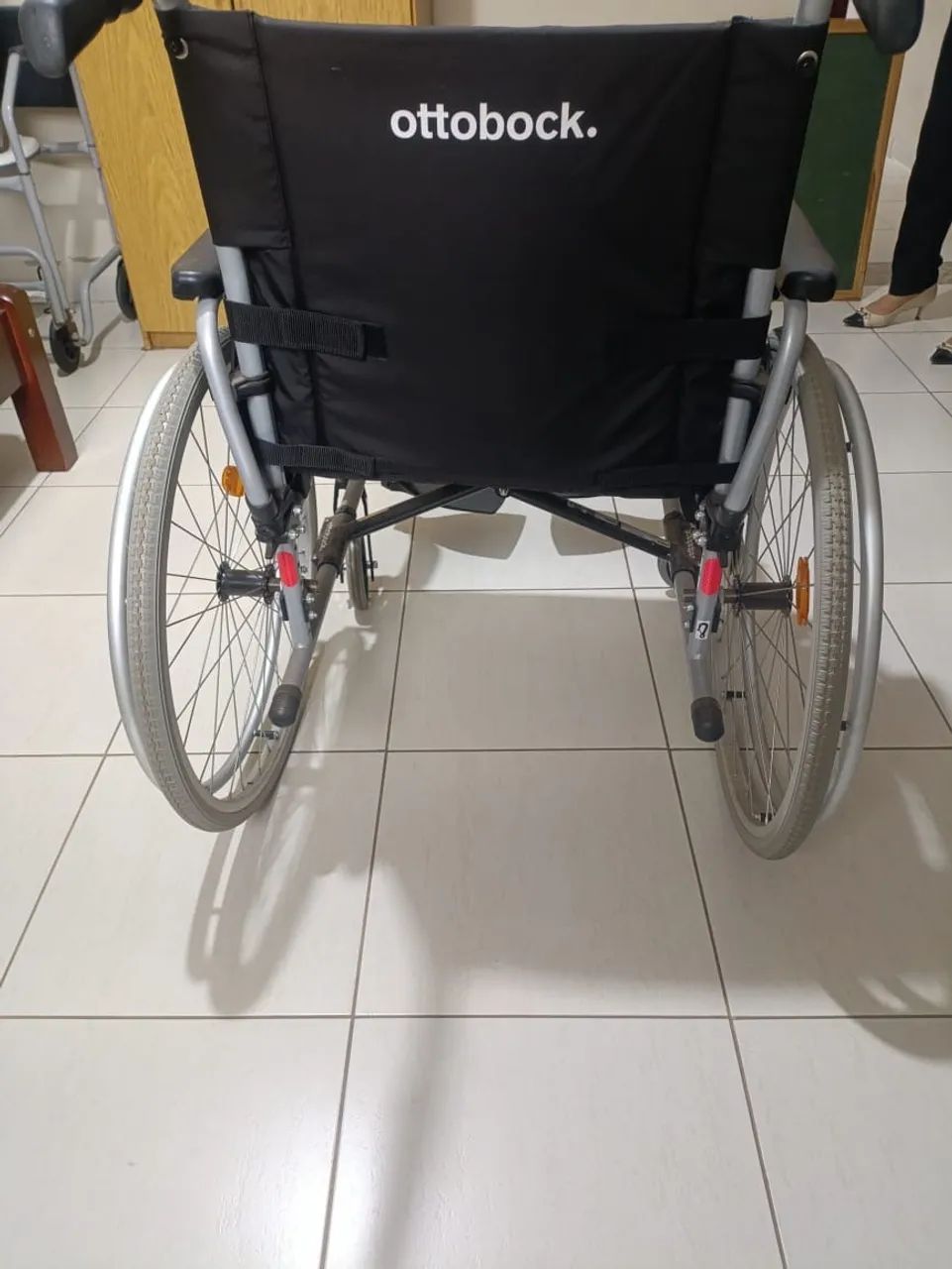 Cadeira de rodas - Foto 3
