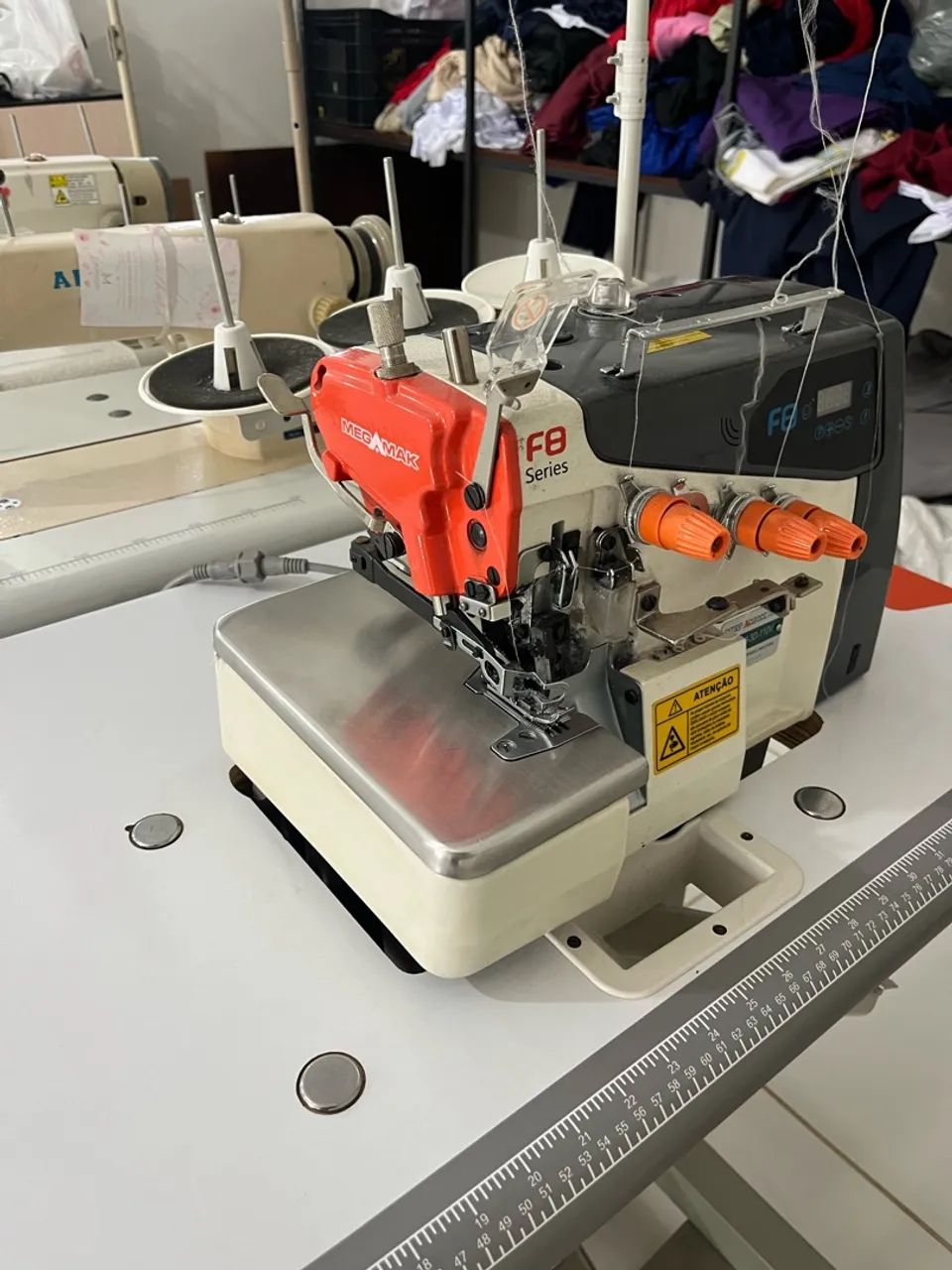 Máquina de costuras  - Foto 2