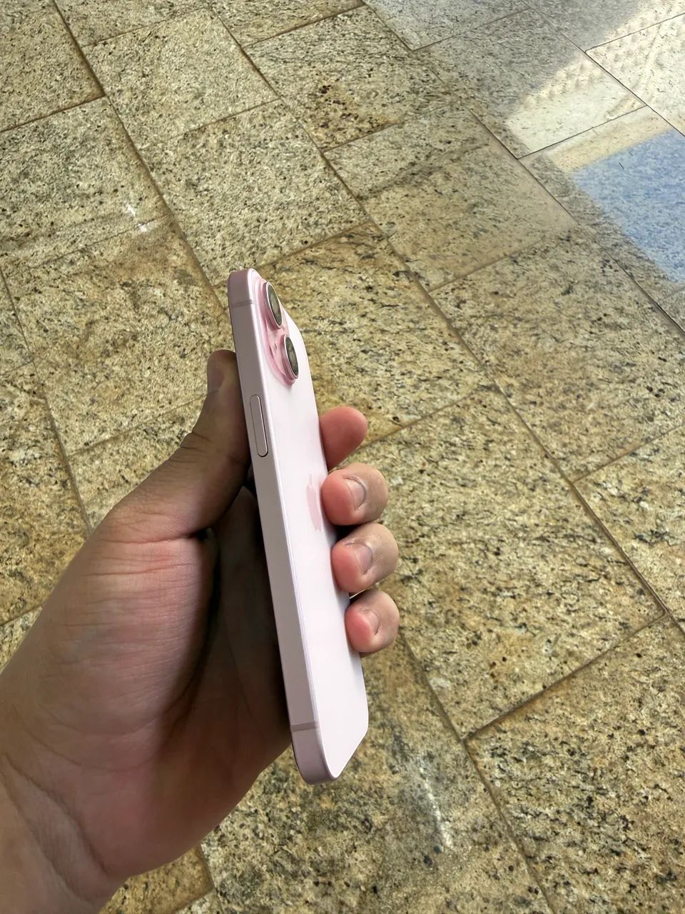 iPhone 15 Rosa 128GB com caixa - Foto 3