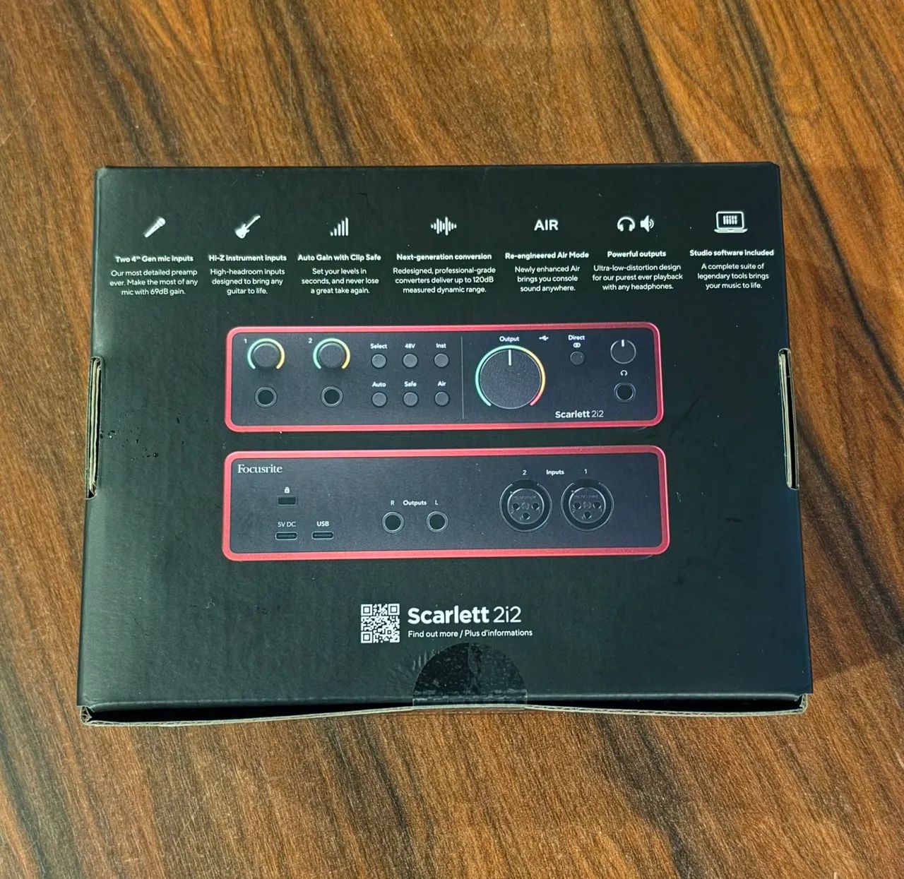 Focusrite Scarlett 2i2 - Nova - PROMOÇÃO - Microfones e Gravadores