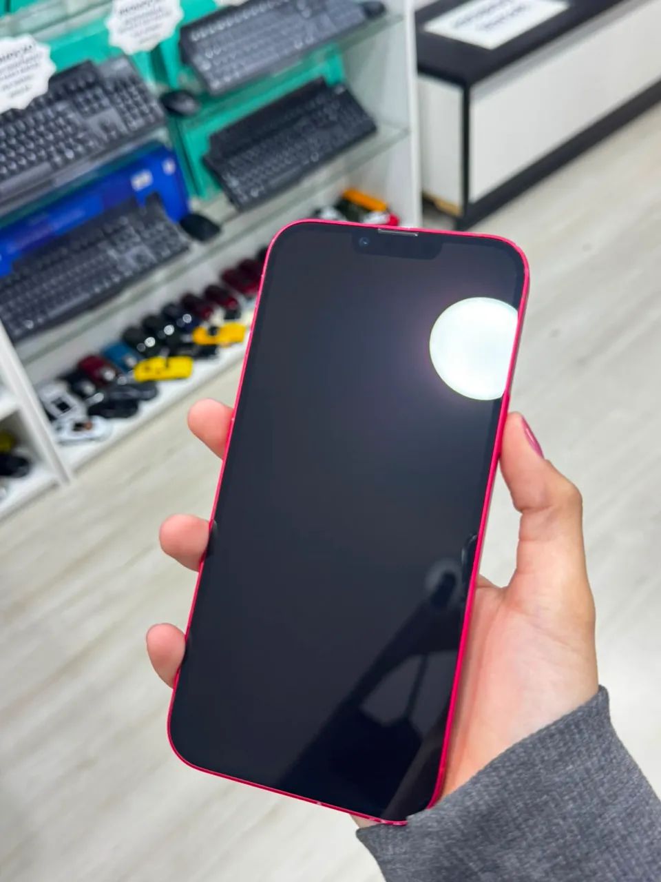 Troco iPhone 14 Plus Red em Poco x8 pró e pro max ou s25 fé  - Foto 3