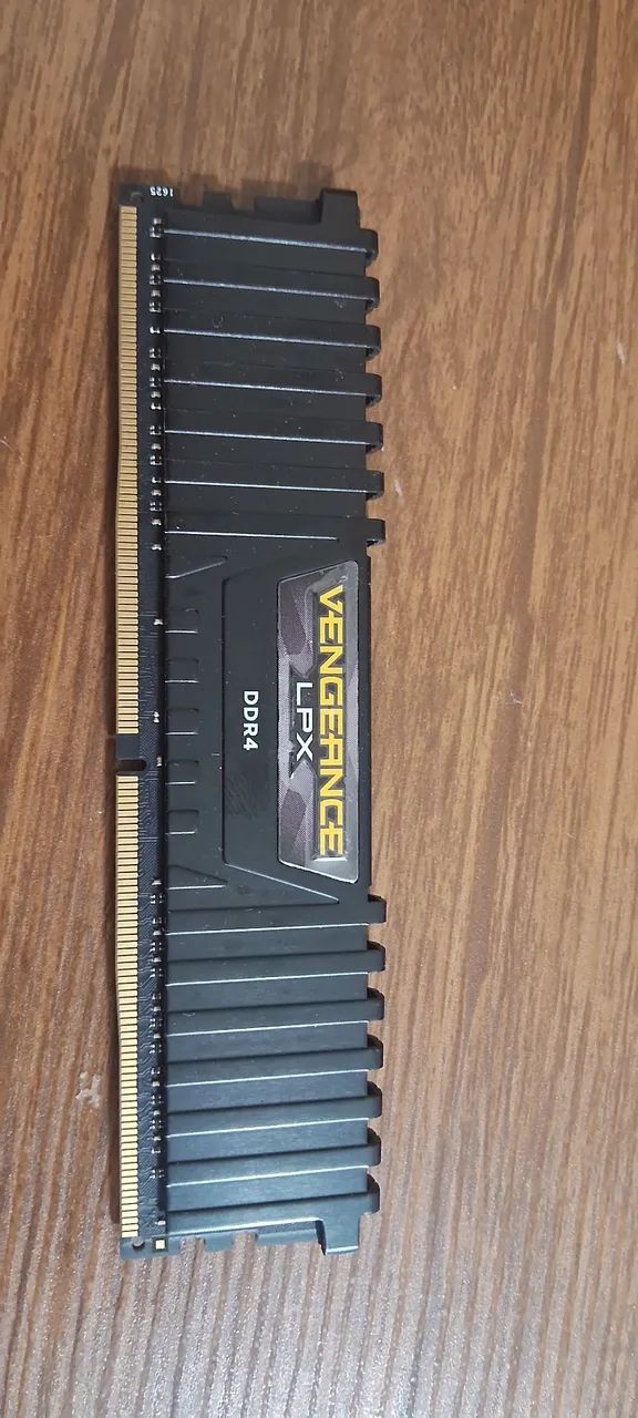 Memoria DDR4 8 GB 2400MHz