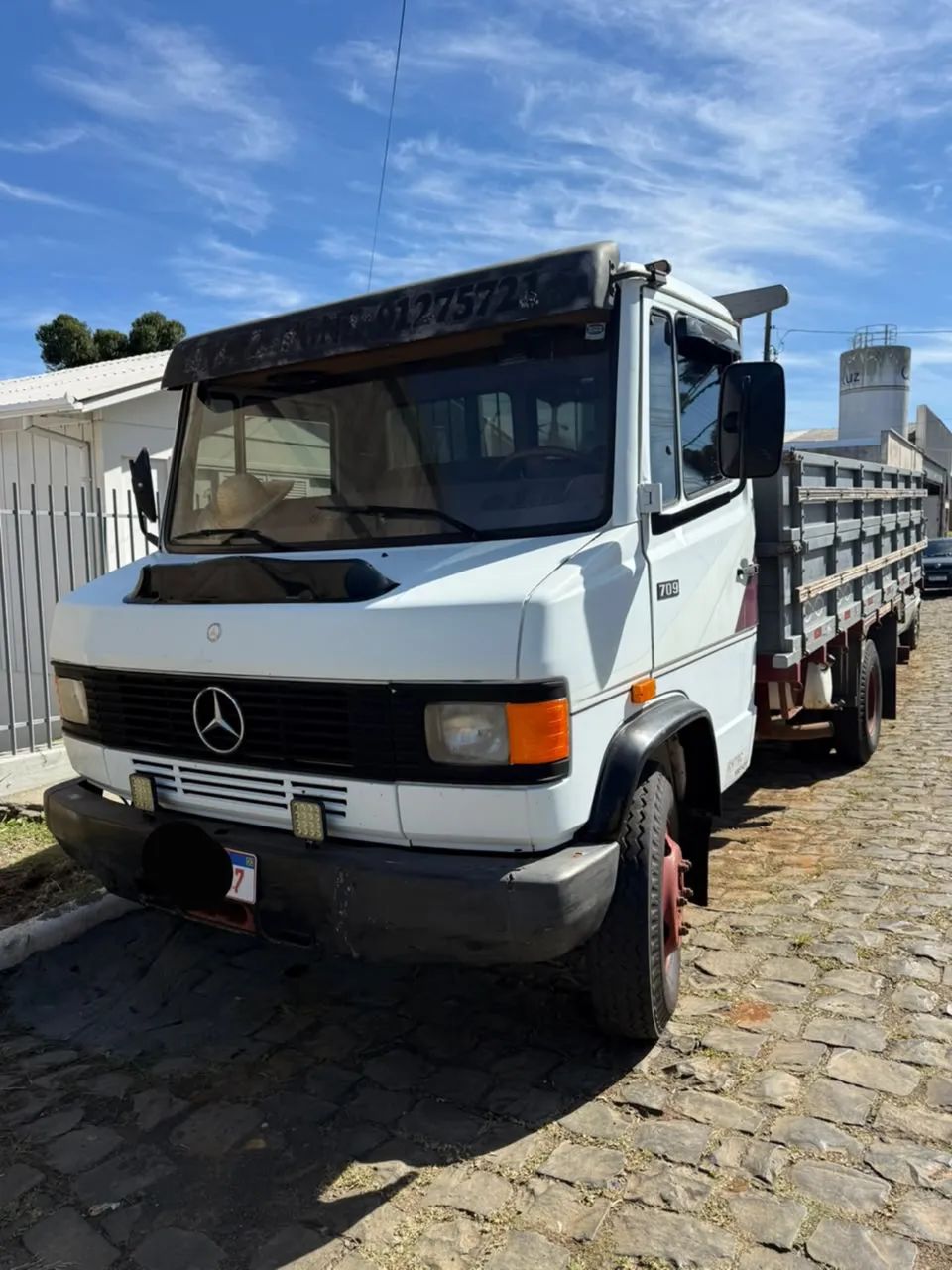 Mercedes 709