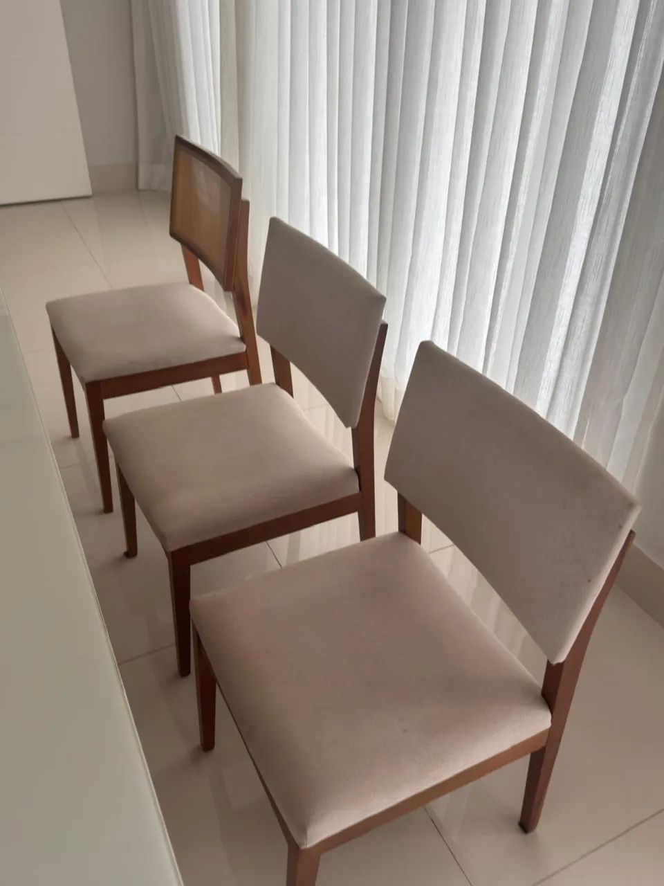 Mesa de jantar com 6 cadeiras - Foto 2
