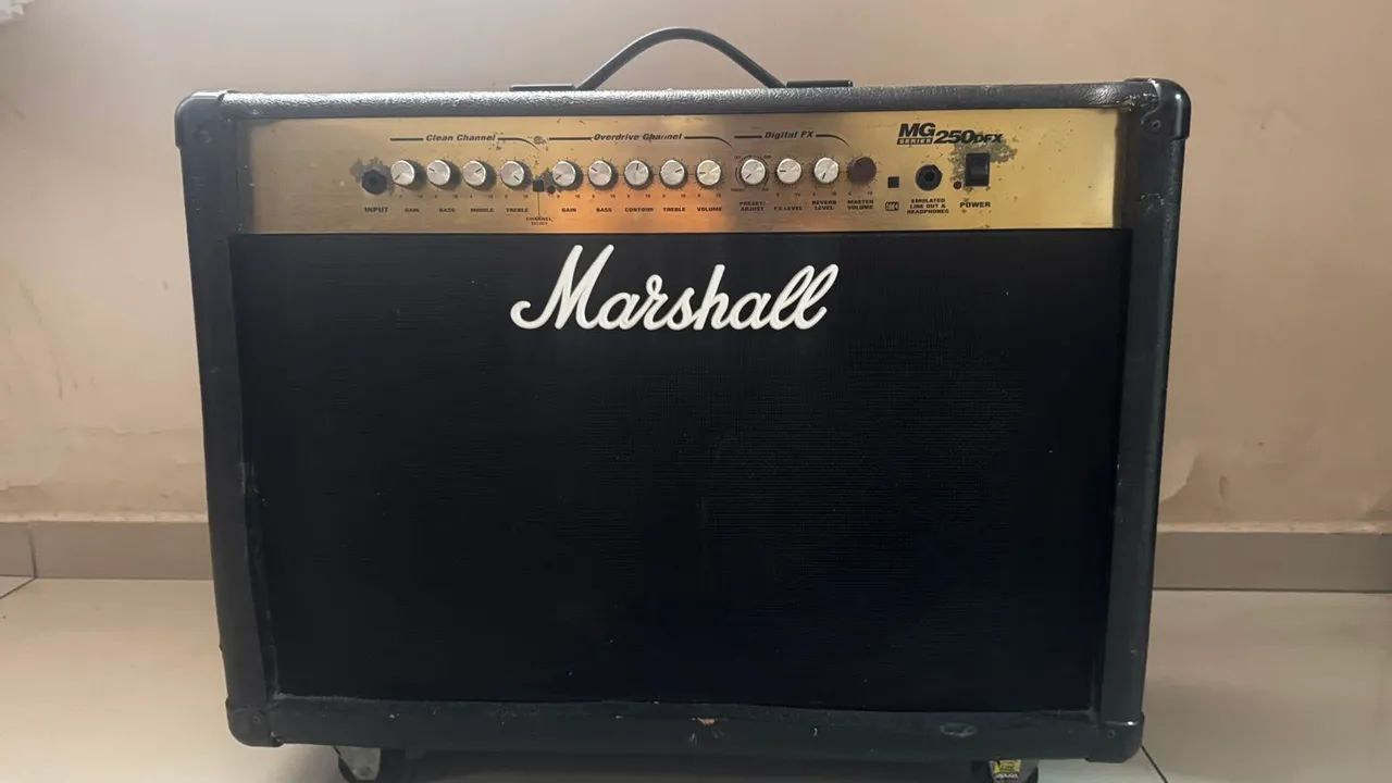 Marshall Mg250 