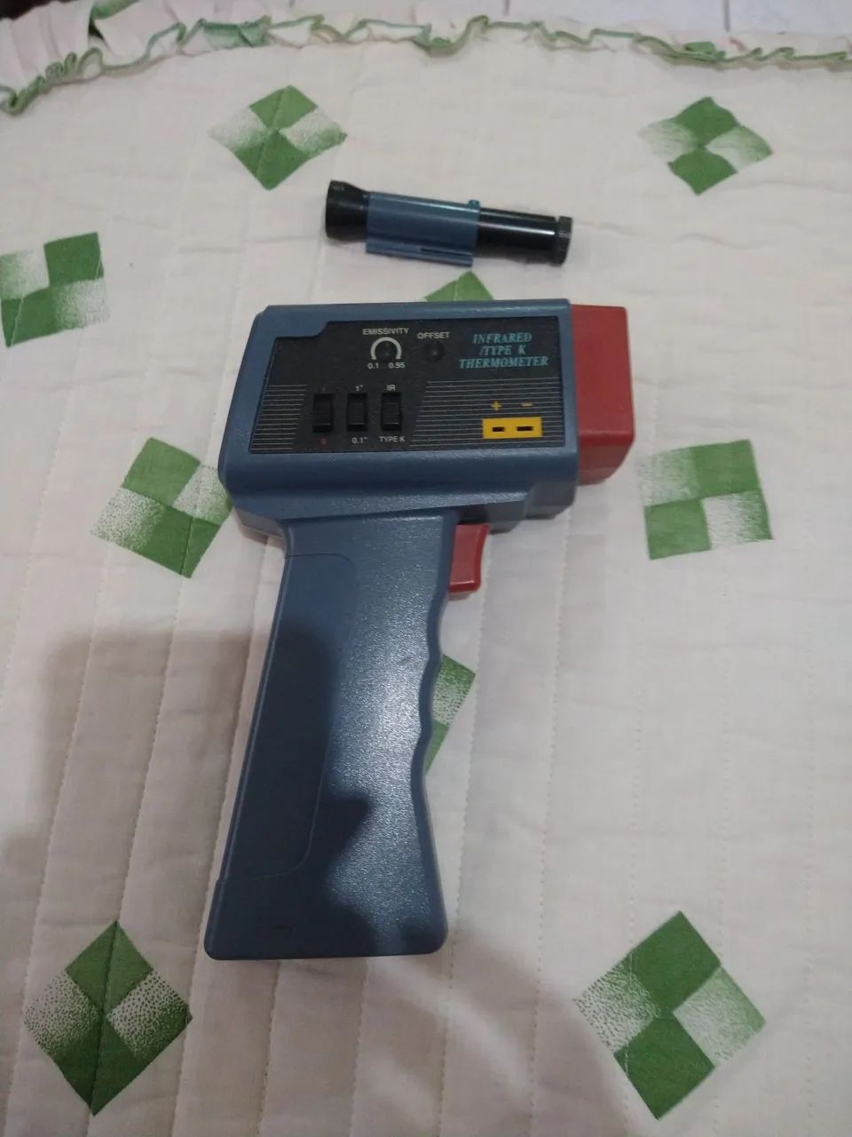 Termômetro Infravermelho Lutron Instrutherm TL-099 Usado  - Foto 2