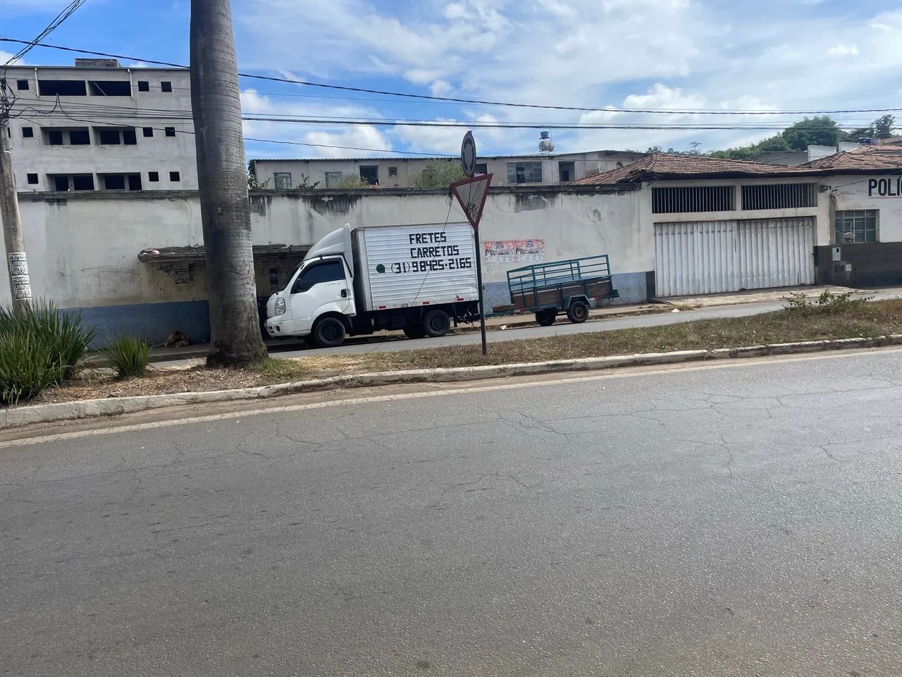 Faço carreto bh e região preço bom - Foto 2