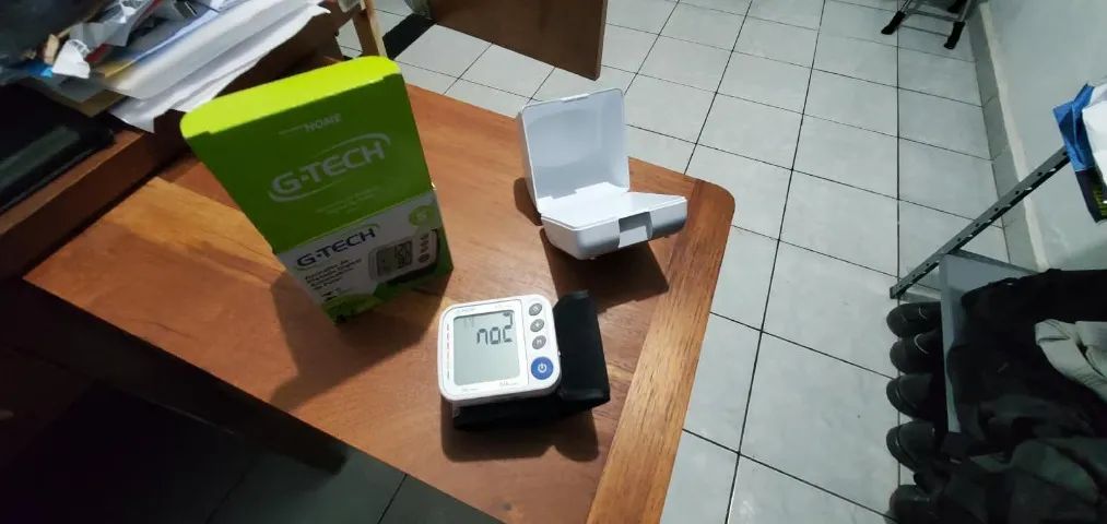 medidor de pressão de pulso - Foto 3