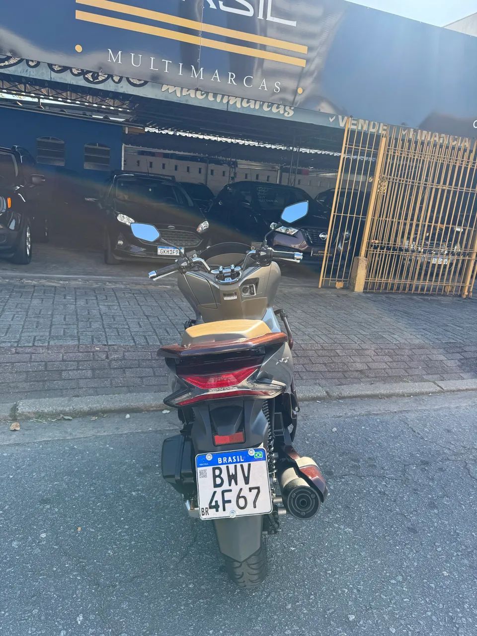PCX DLX 2022  - Foto 4