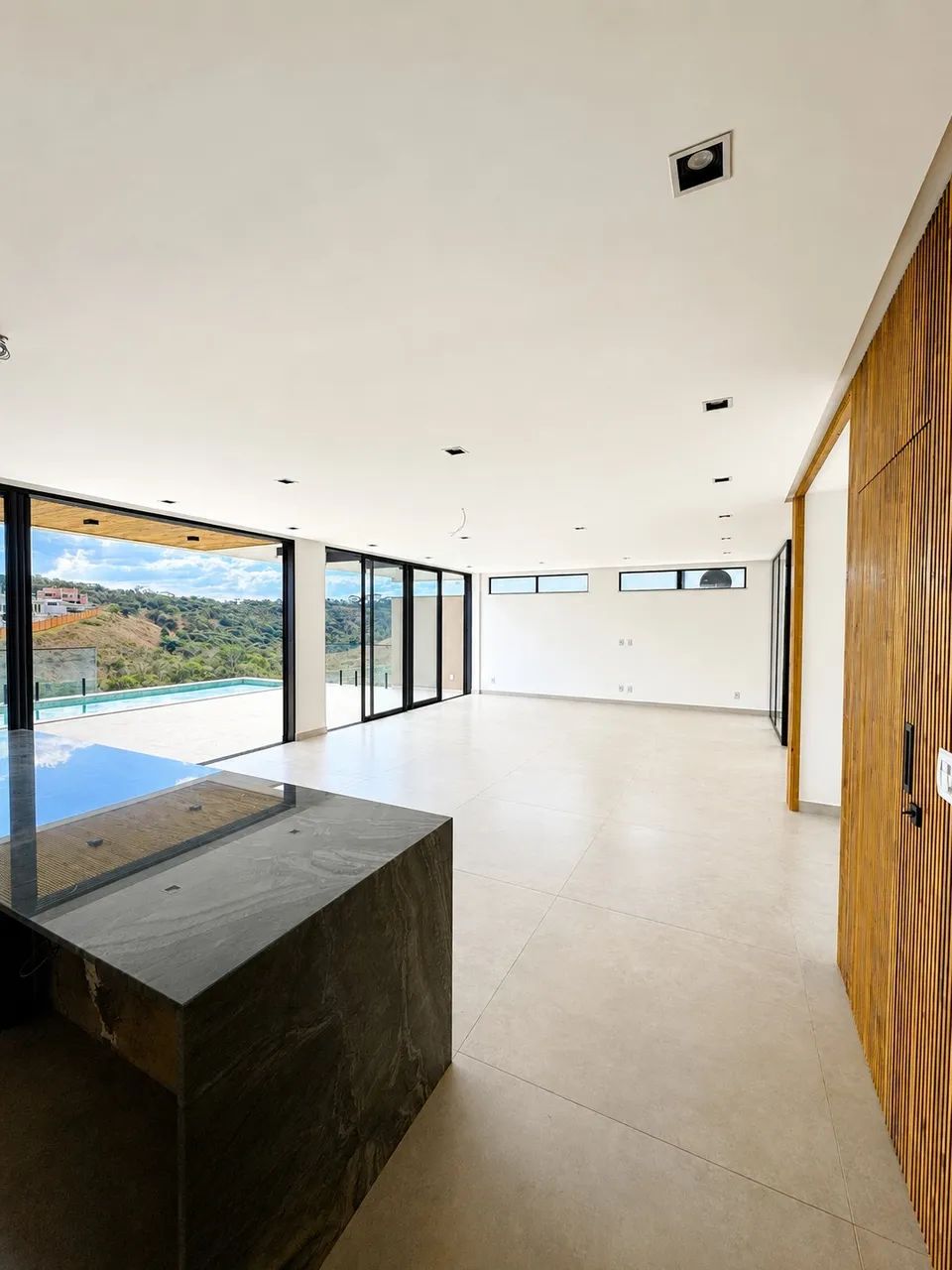 Casa 4 Quartos com Suítes, Piscina e Sauna no Alphaville - Foto 5