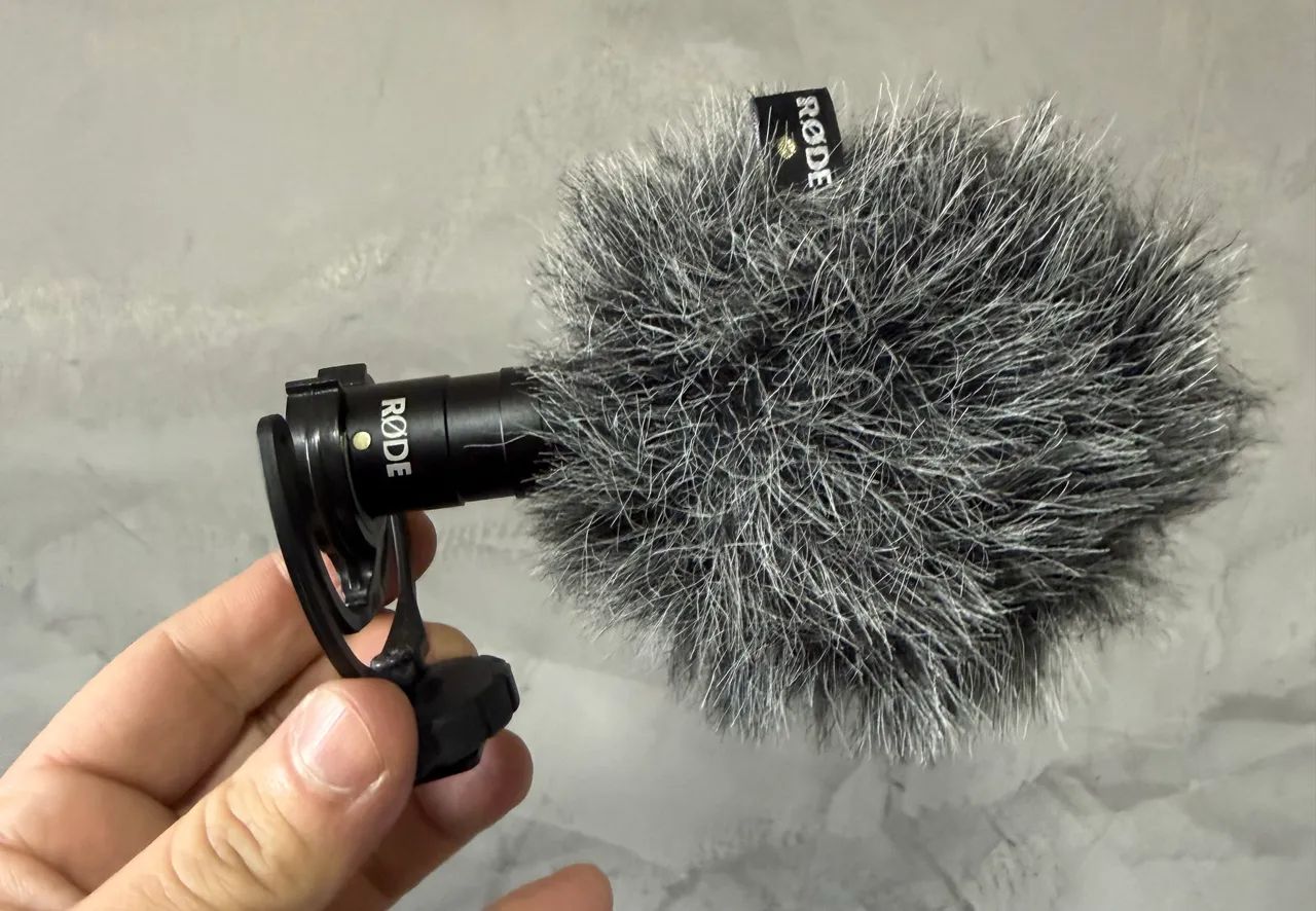 Kit Câmera Sony ZV1 + Microfone Rode + Gimbal - Foto 5