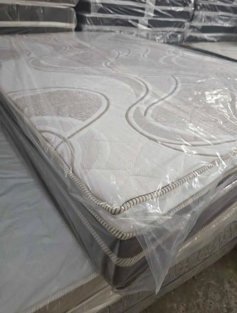 Colchão casal D33 com molas ensacadas e Pillow top - Foto 2