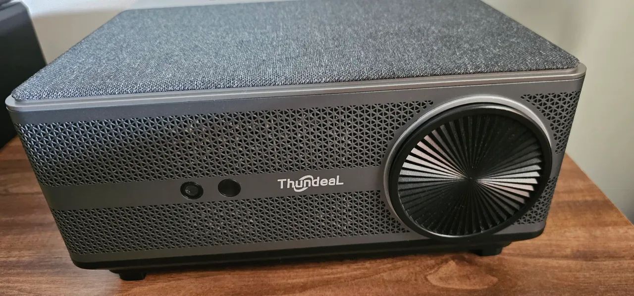 Projetor Thundeal td98w 