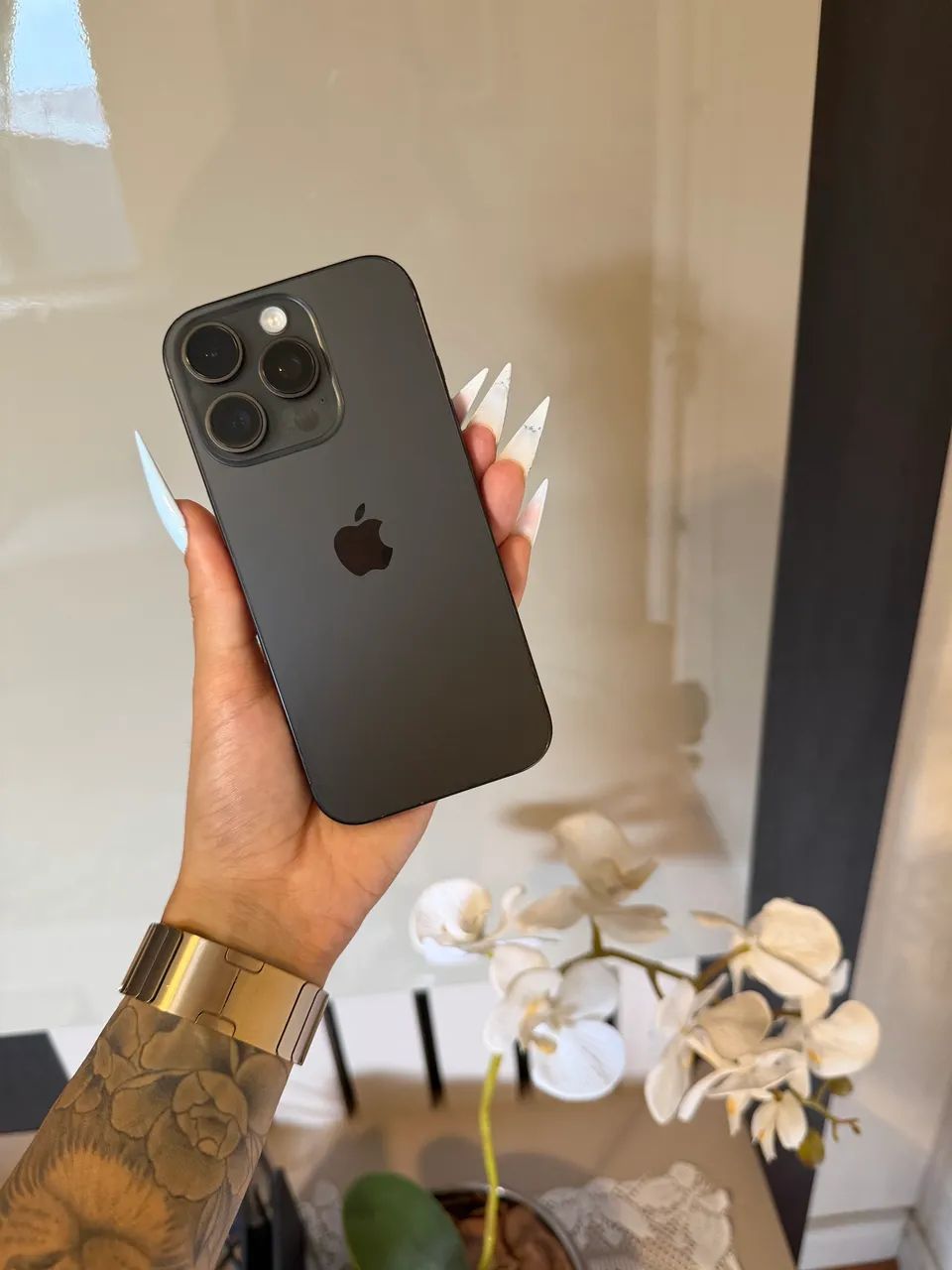 iPhone 16 Pro 256GB Titânio Preto  - Foto 2