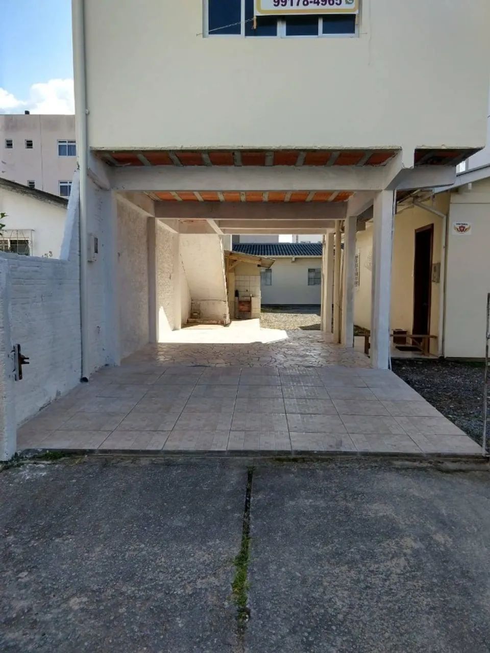 Alugo Kitnet na Ponte de Imaruim com Vaga de Garagem - Foto 3