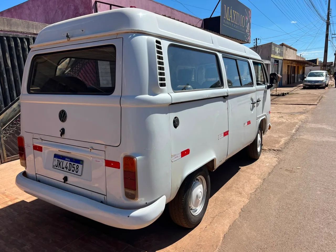 Volkswagen Kombi Kombi Standard 1.4 Mi Total Flex 8V 2014
