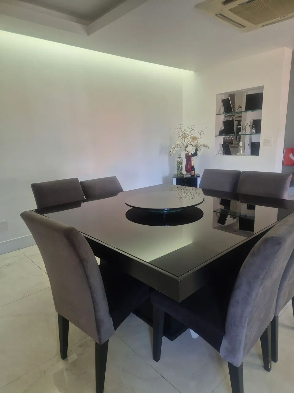 Mesa de jantar com 7 cadeiras. - Foto 3