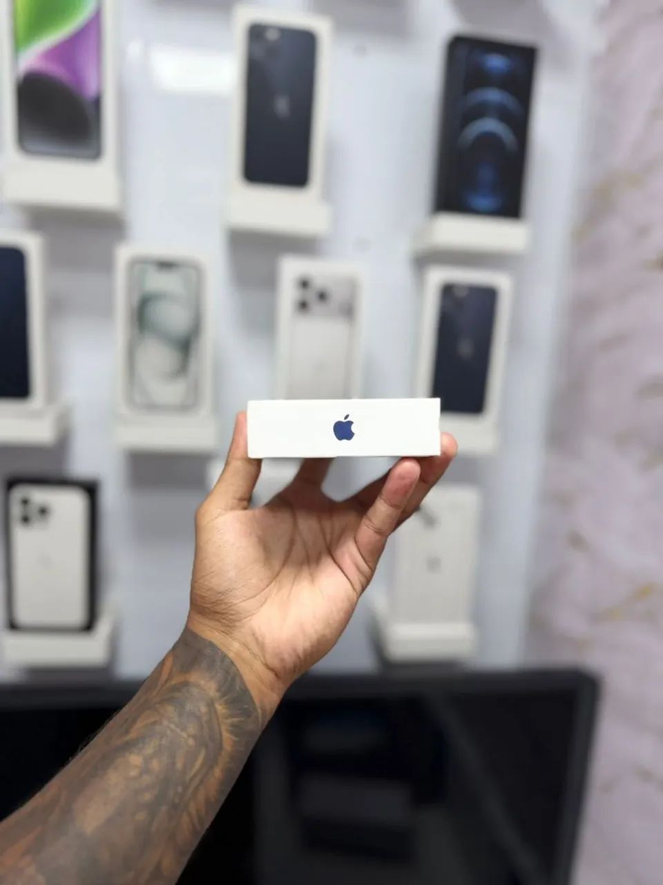 IPHONE 17 PRO MAX 256GB AZUL<br>R$ 8.699,00 TOP - Foto 3