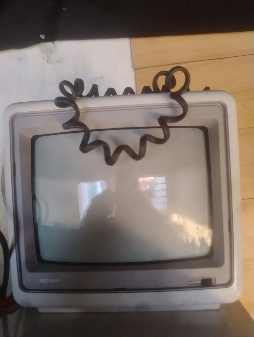 Tv antiga 10 polegadas  - Foto 5
