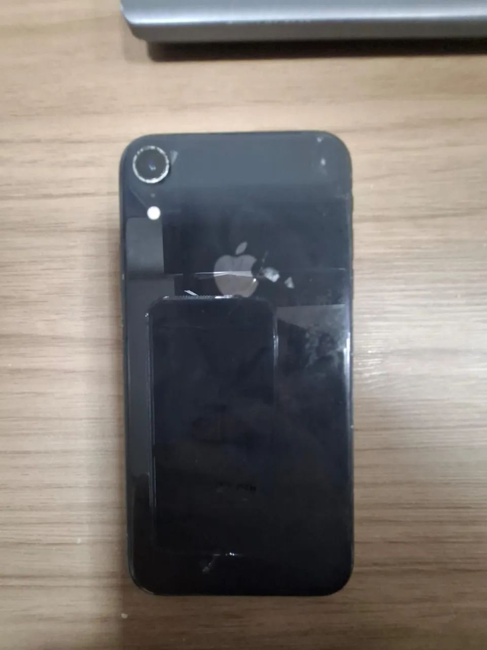 Vende-se iPhone XR 64g - Foto 2