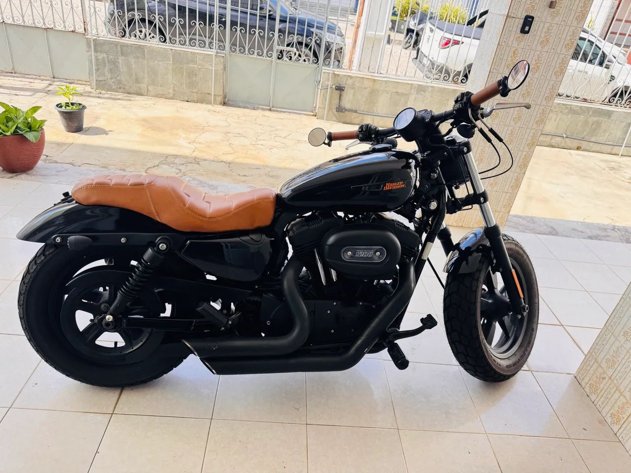 Harley-Davidson Sportster 1200 Custom - Foto 2