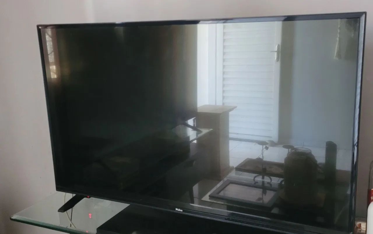 Tv philco 43' + crhomecast 