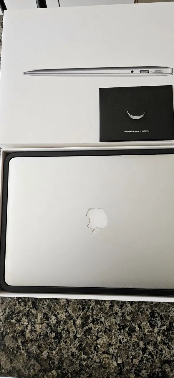 Macbook Air Core i7 8gb 2014 - Notebooks - Núcleo Habitacional