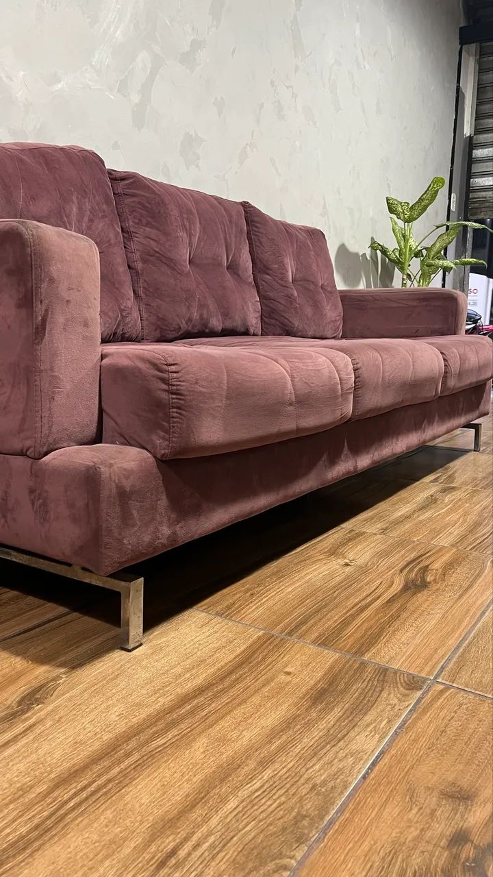 Sofá camurça muito confortável 65171907630339122