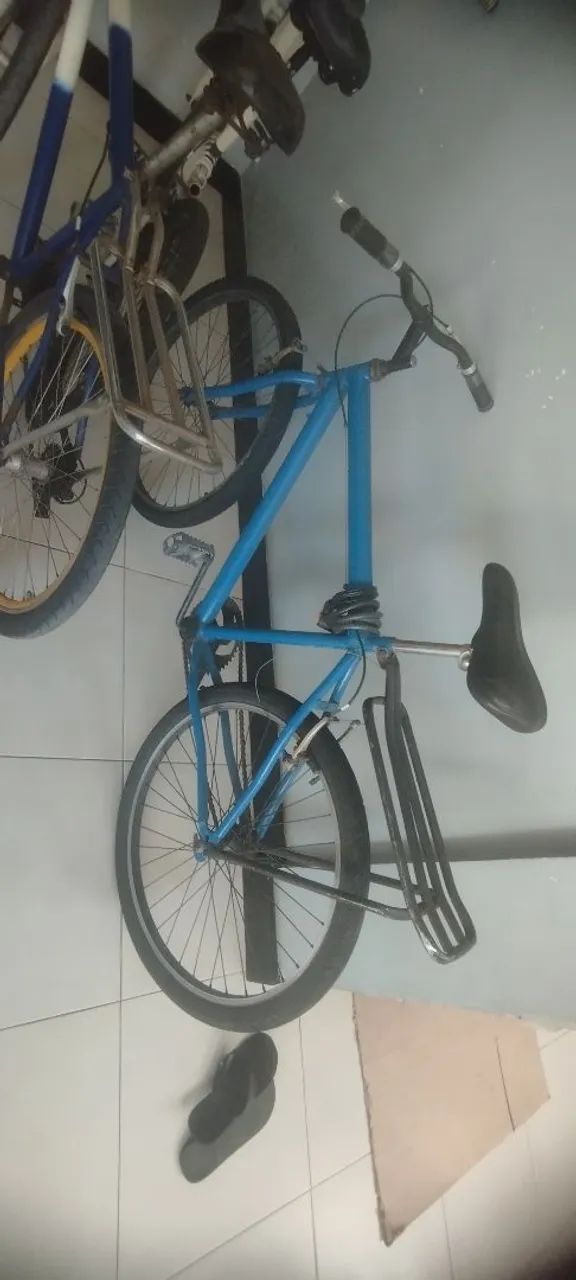 Três bicicleta  - Foto 4