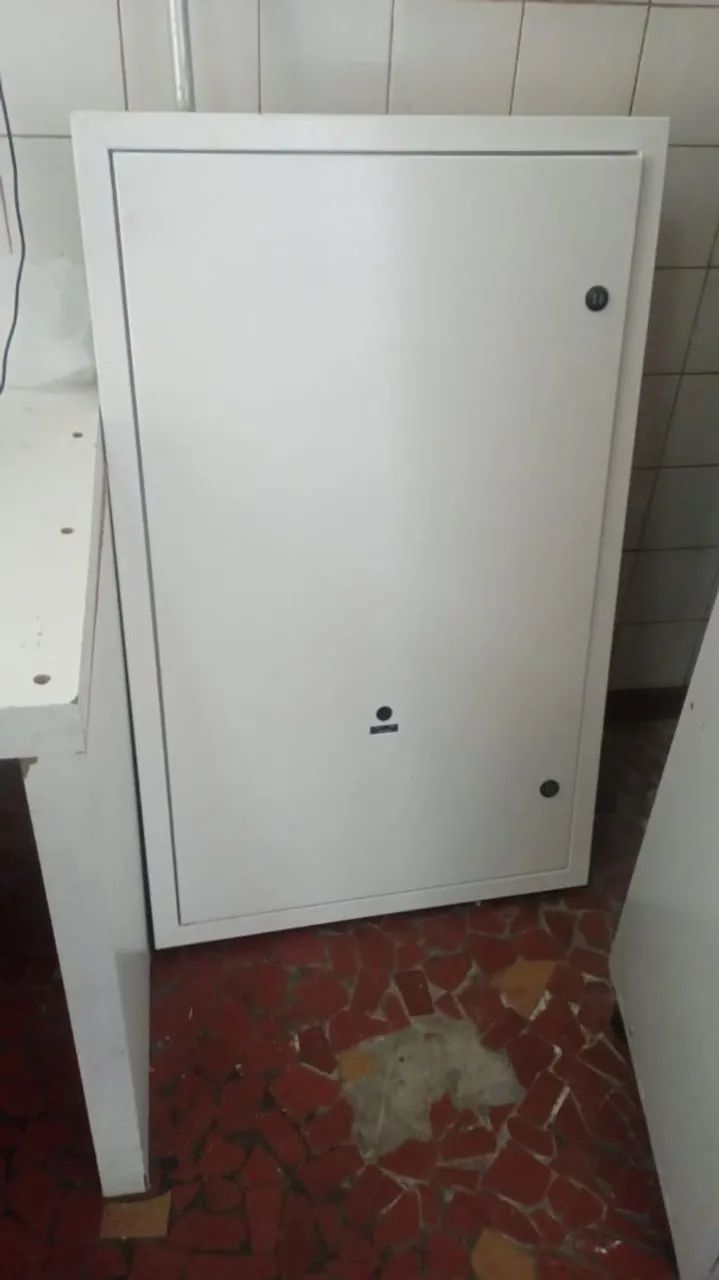 Painel de disjuntores junto com quadro - Foto 4