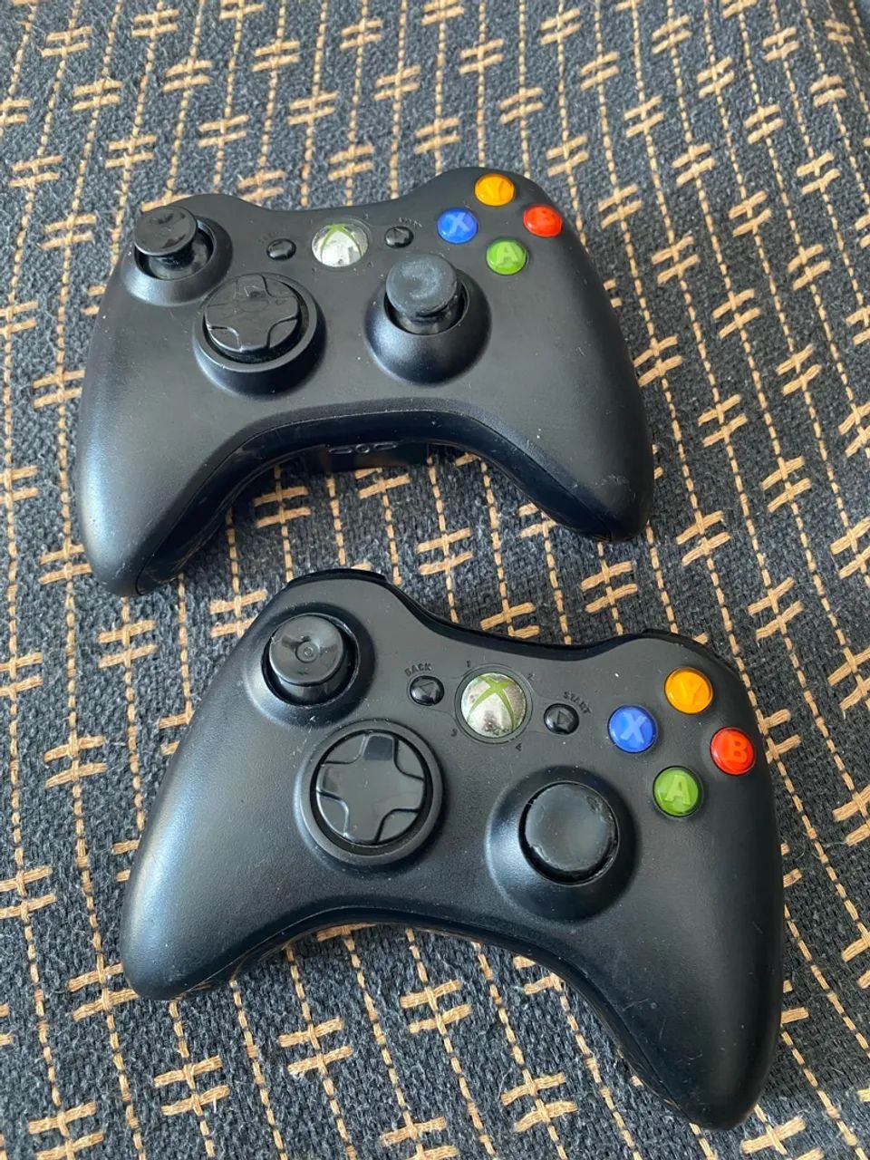 Vendo 2 controles de xbox 