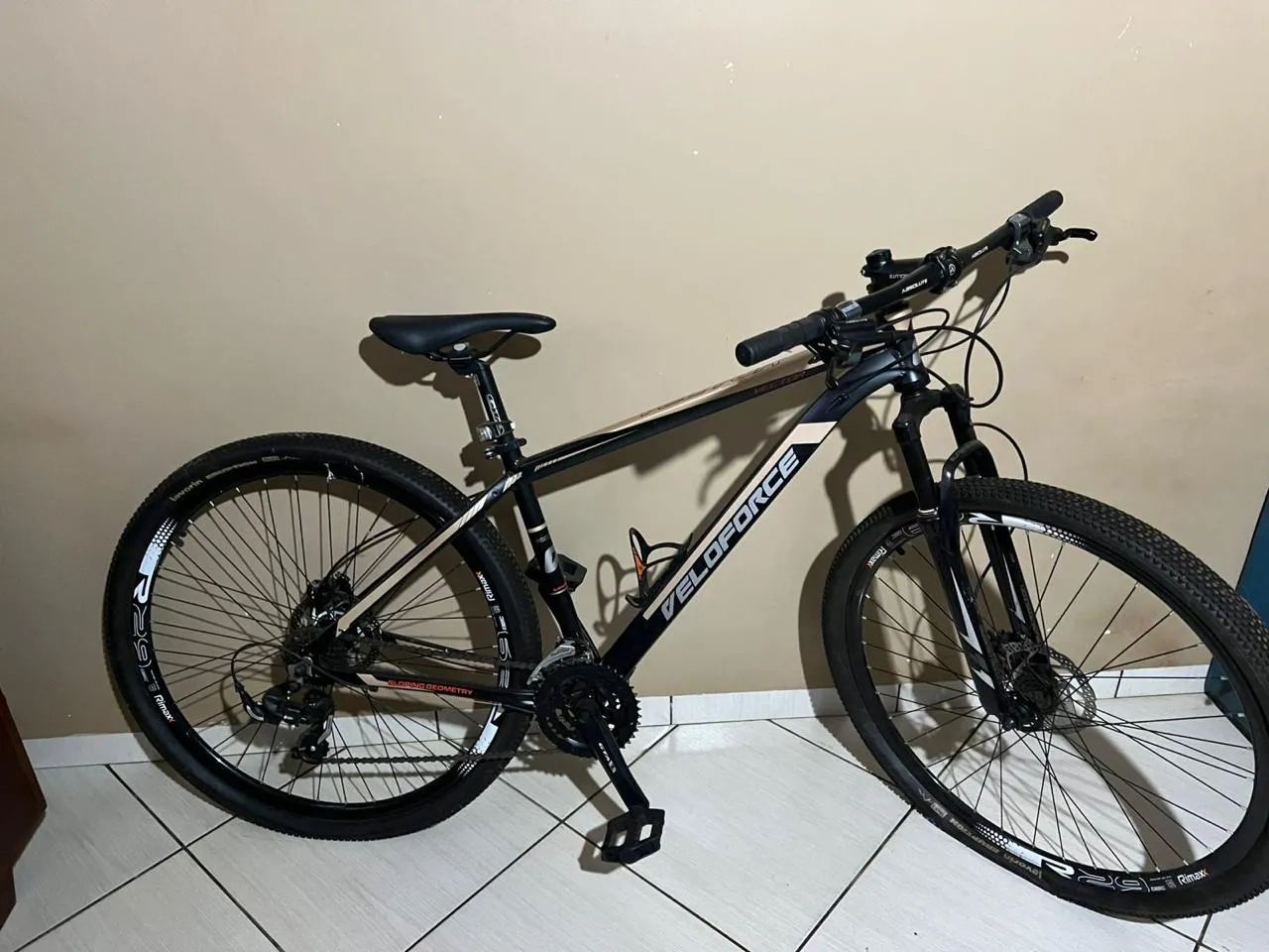 Bicicleta  - Foto 2
