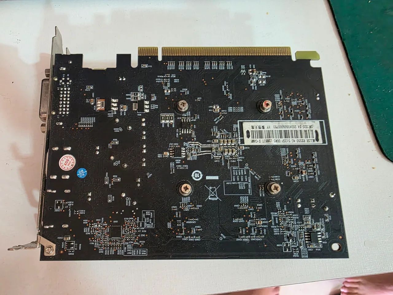 Radeon RX 550 de 4GB GDDR5 - Foto 4