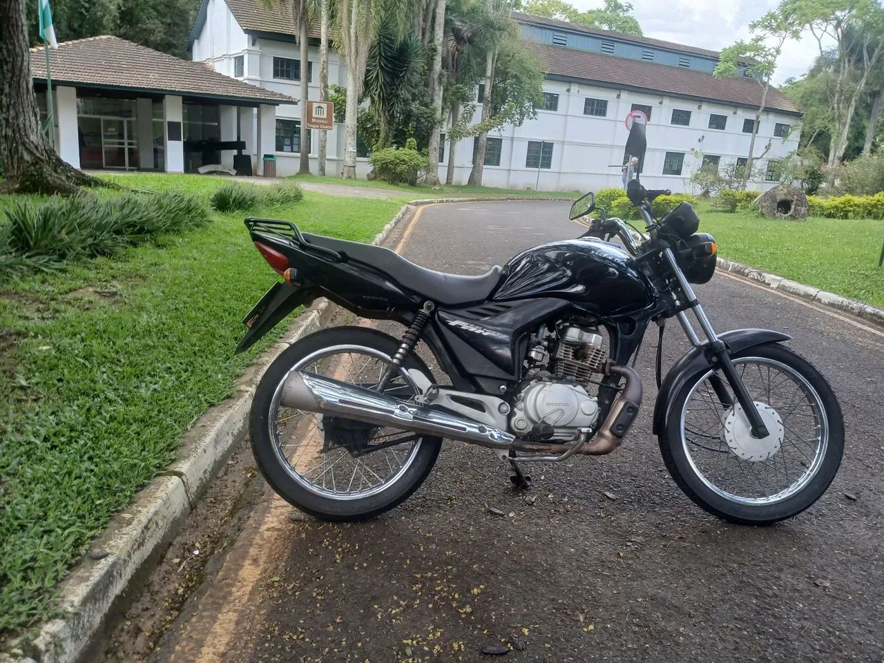 Honda cg 2010 partida elétrica passo no cartão até 24x  - Foto 3