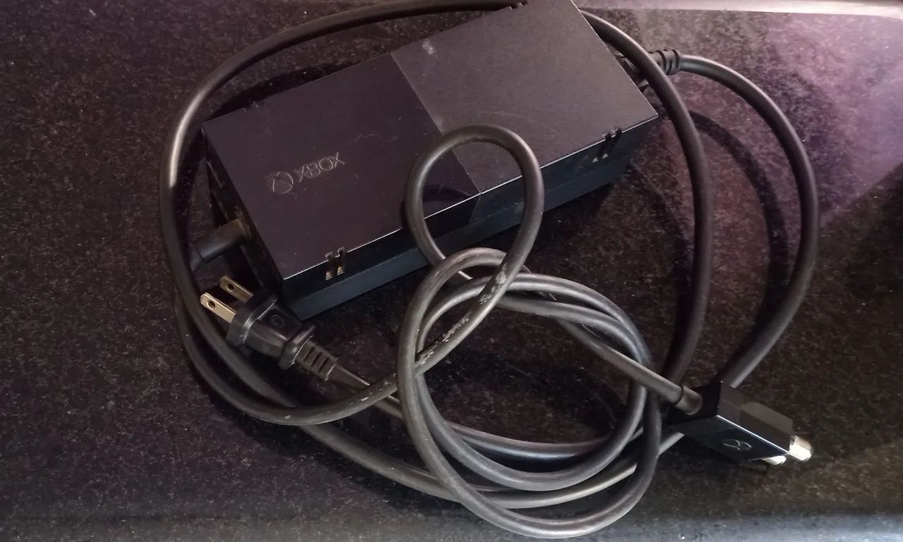 Fonte de Xbox one fat