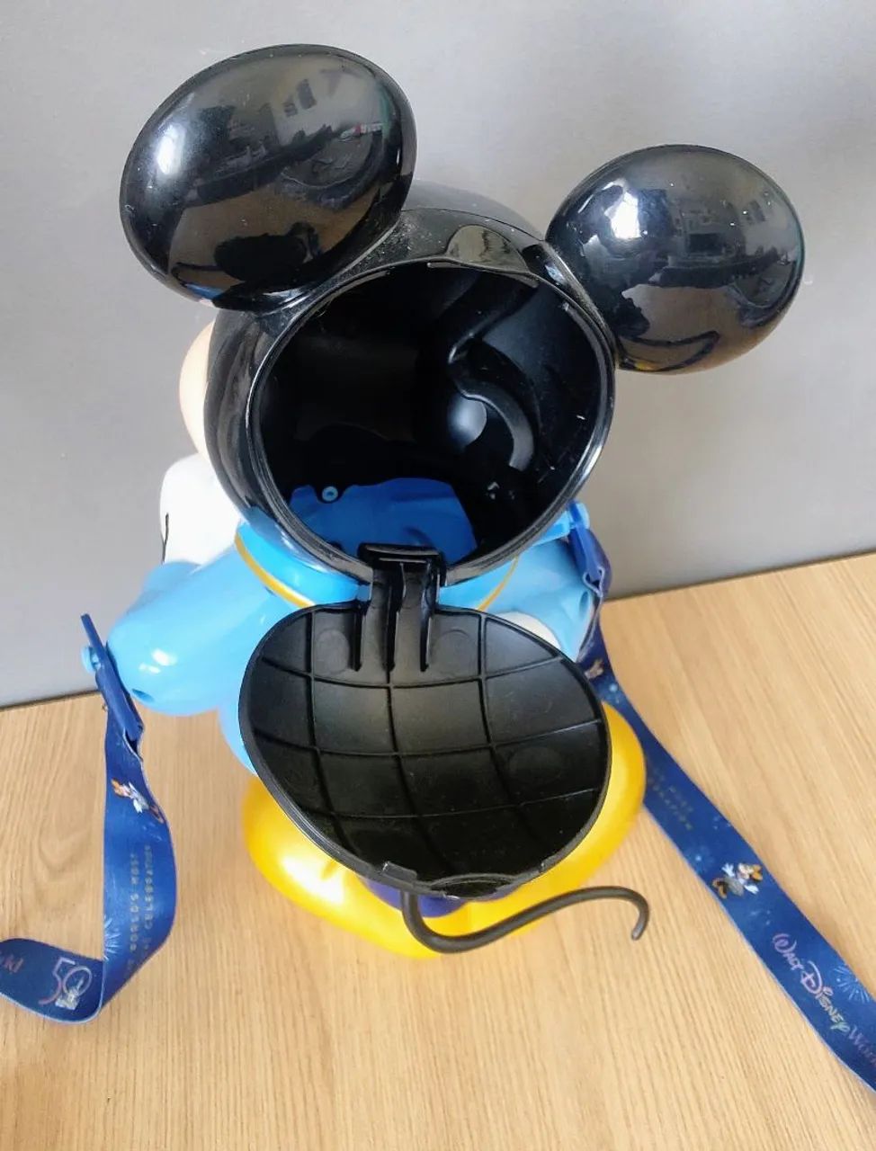 ITEM DE COLECIONADOR Balde de pipoca Disney 50 anos, novo e original.  - Foto 5