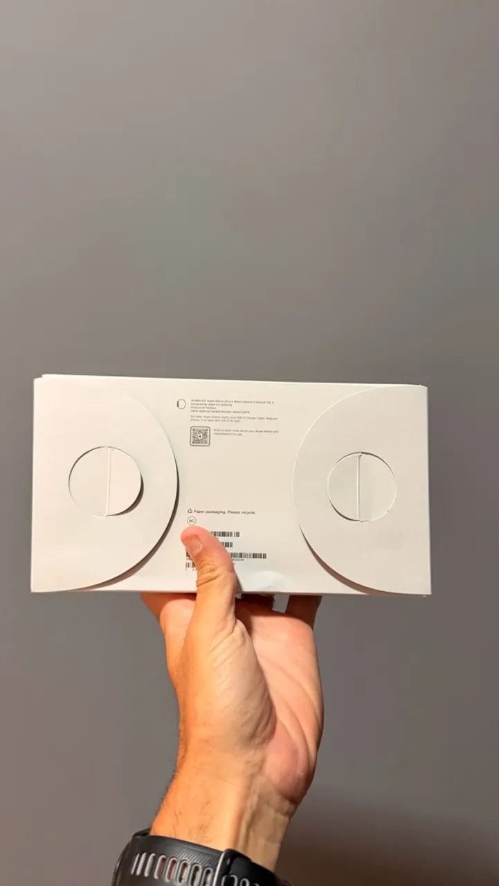 Apple Watch Ultra 4 com Pulseira de Titânio - Foto 2