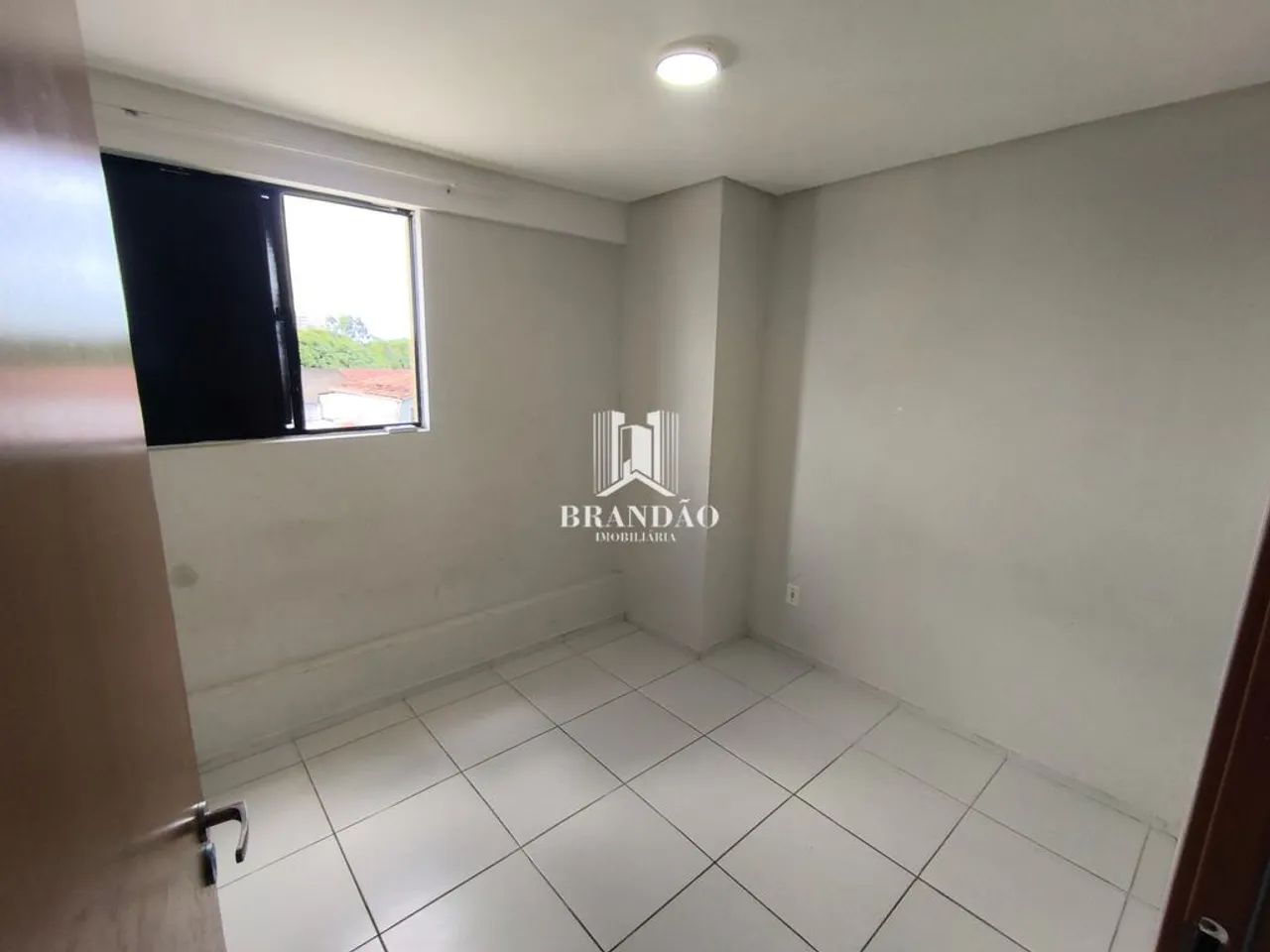 APARTAMENTO 2 QUARTOS | EDIFÍCIO GULANDI  BARRO DURO - Foto 5