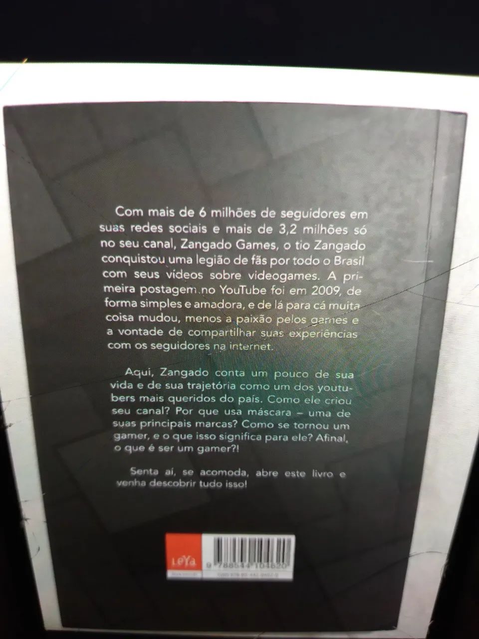 Livro zangado - Foto 2