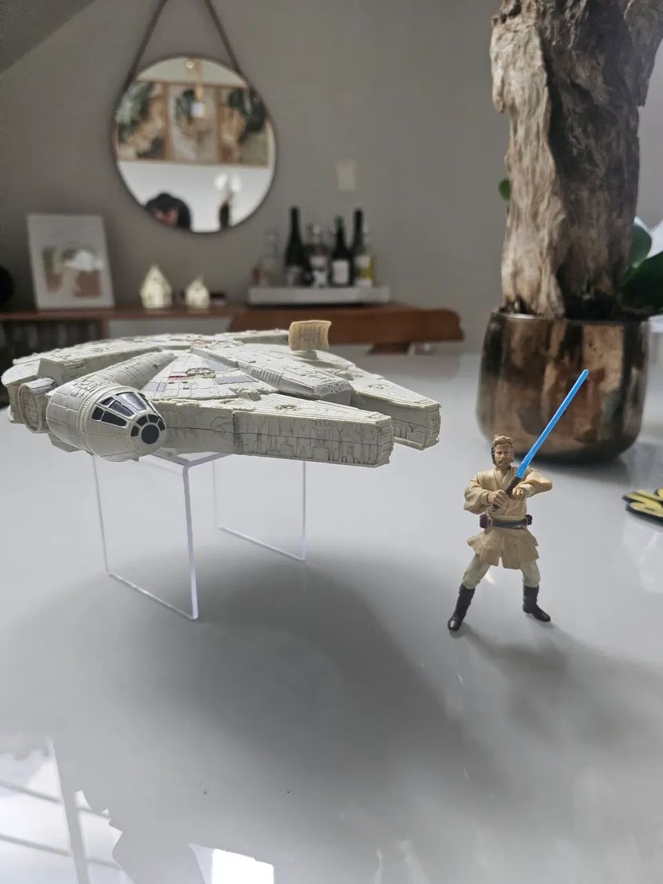 Obi Wan + Milenium falcon star wars  - Foto 2
