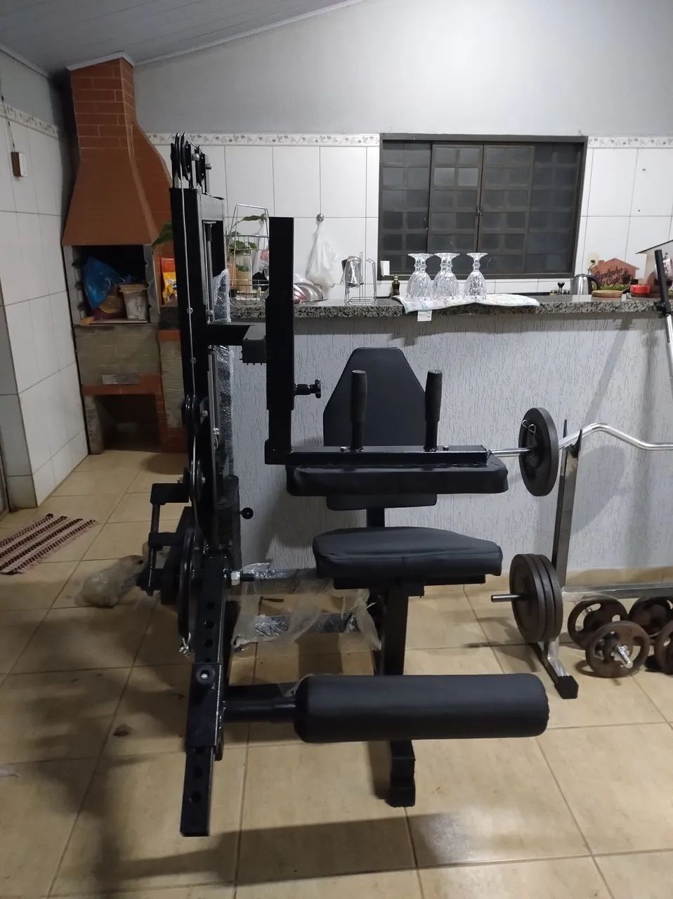Aparelho de musculação 
