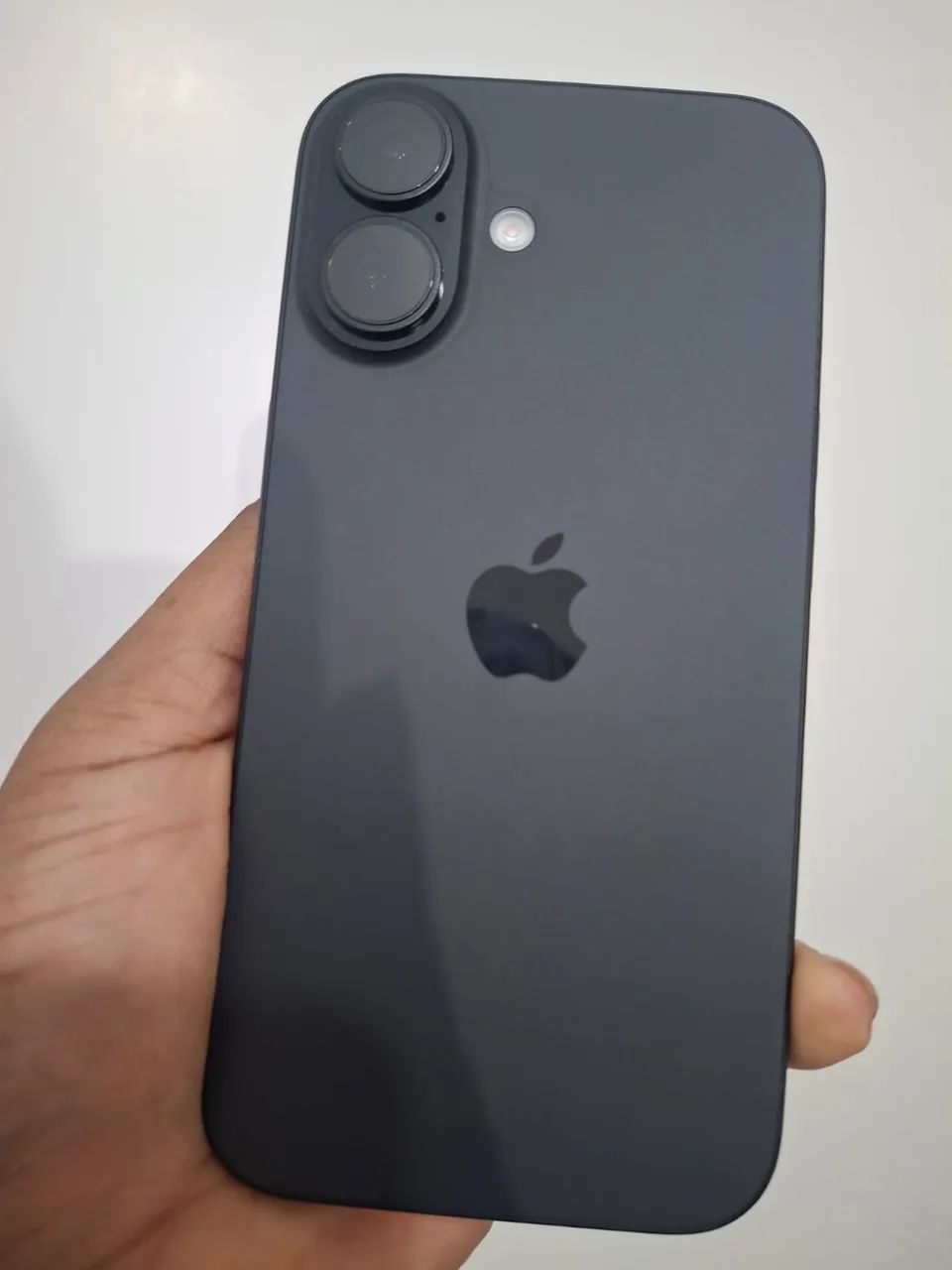 iPhone 16 - 128GB novinho