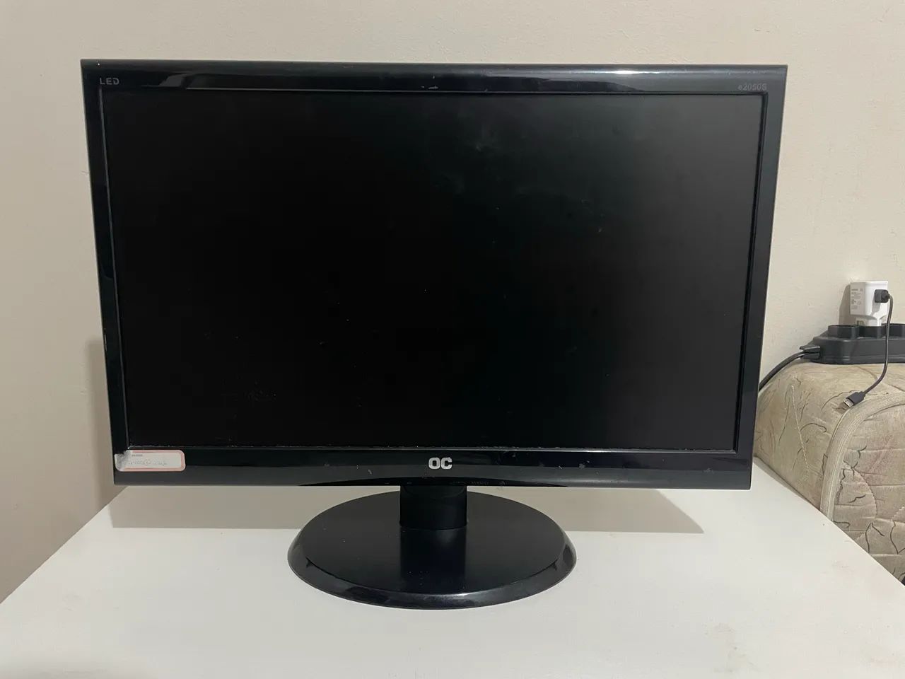 Monitor AOC 21,5? LED - Foto 3