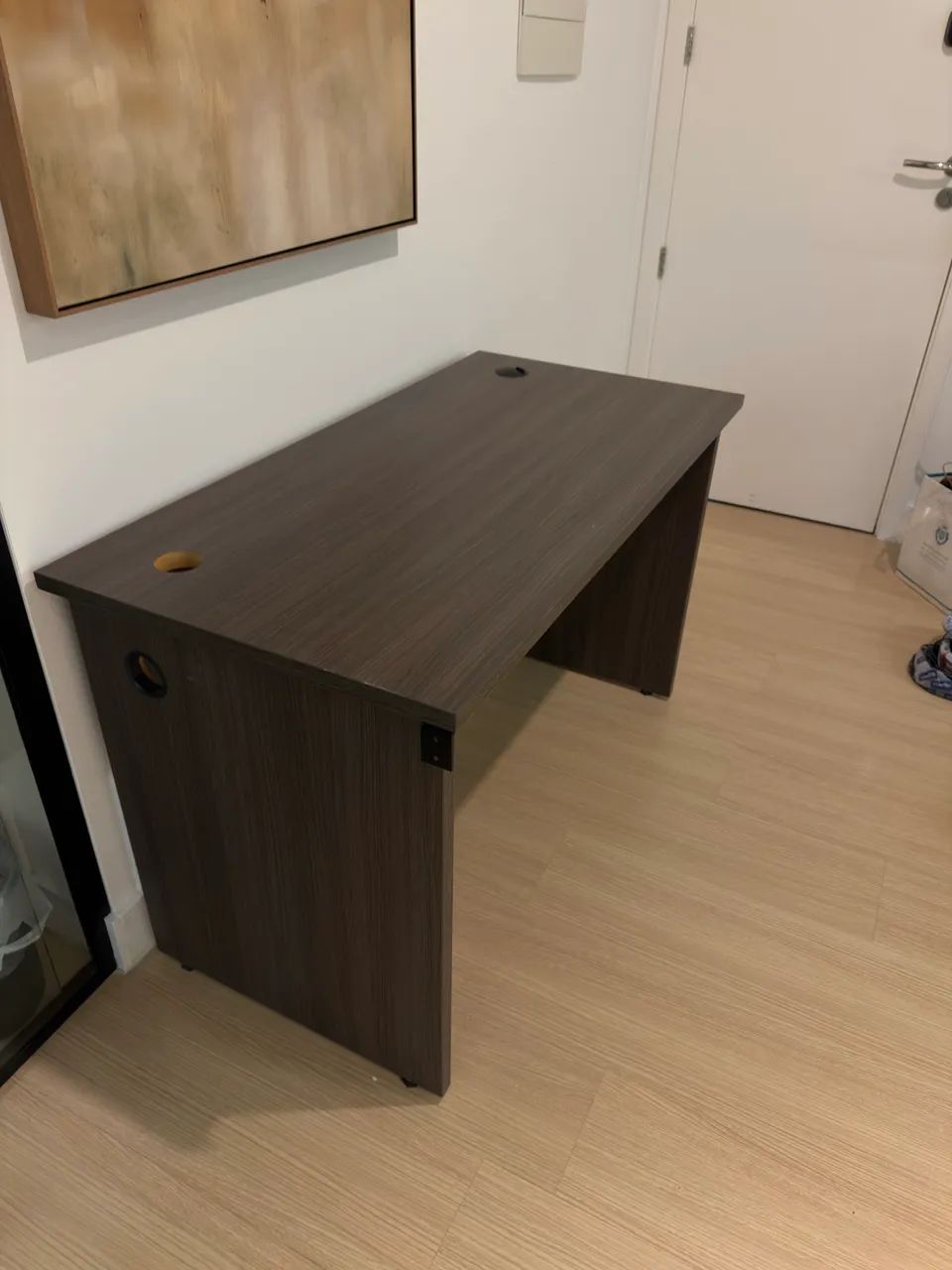 Mesa de Escritório com Passa Fio em MDF - Foto 3