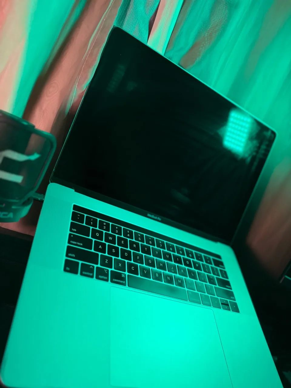 MacBook Pro i9. 16/256 - Foto 4